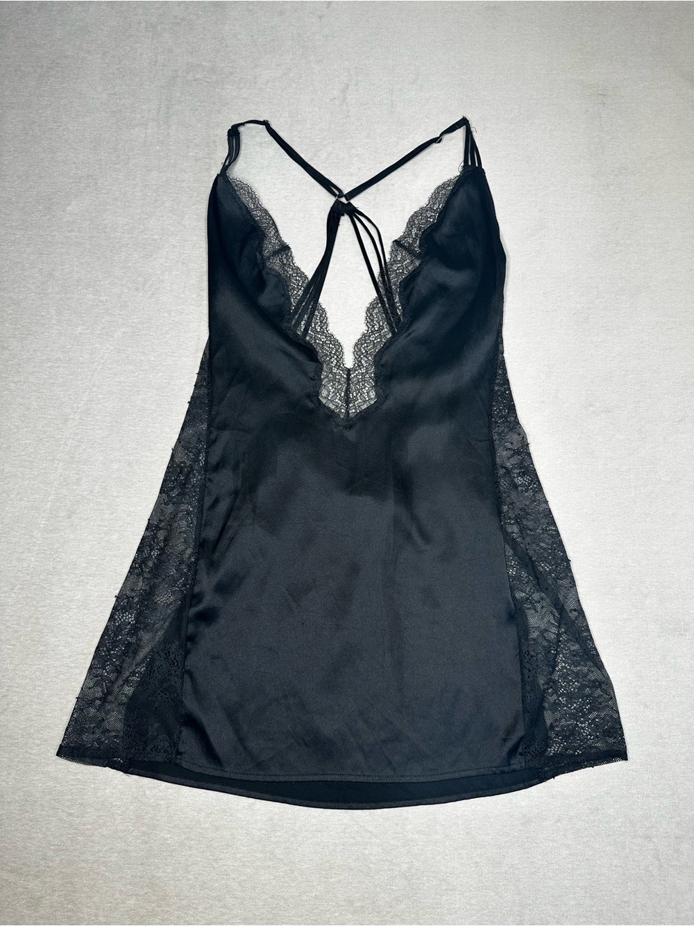 Victoria’s Secret Lace Trim Satin Chemise Slip Nightie Black